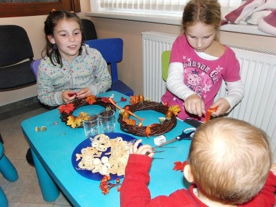 Aranžování věnců 24.10.2011