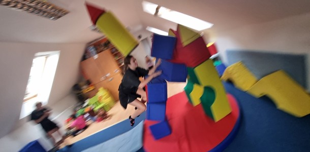 000  